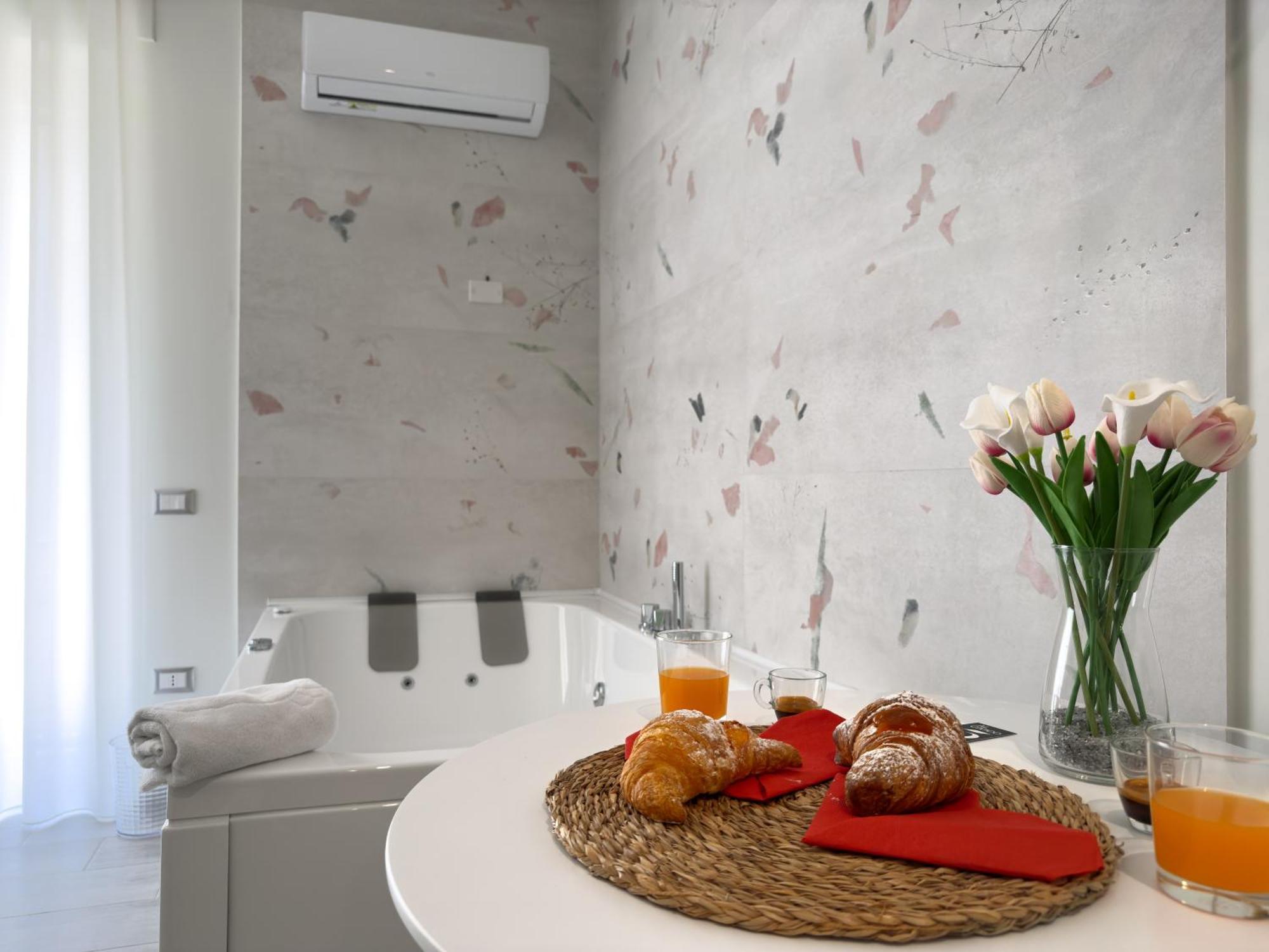 Al Civico3 Home & Suites Salerno Exterior photo